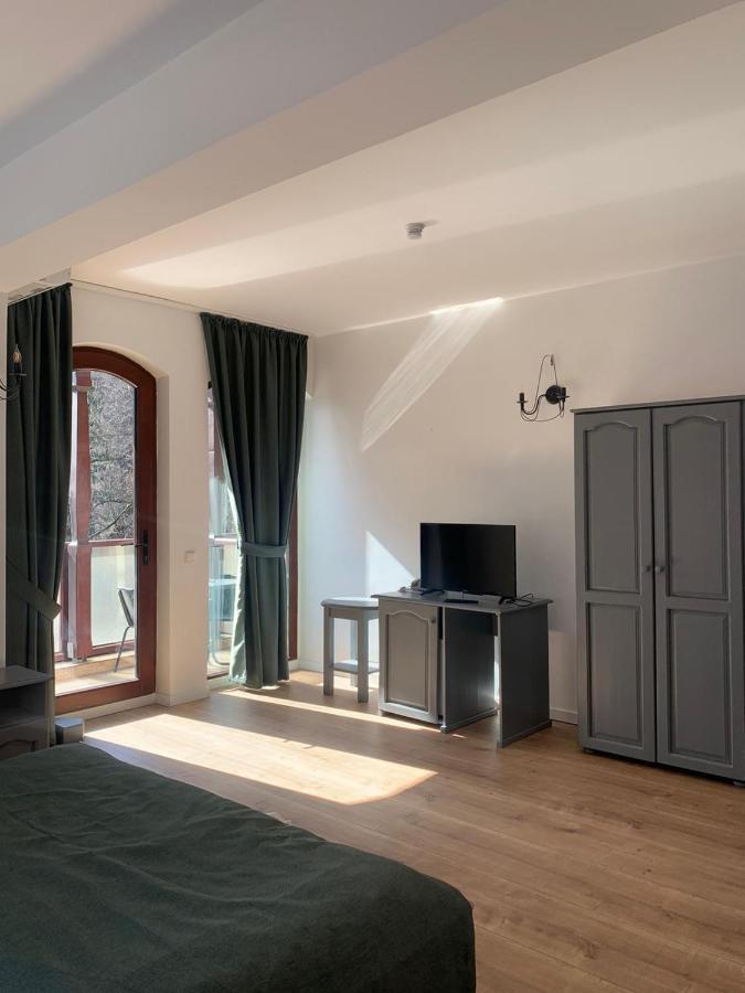 Pension Casa Vanatorilor Бэи­ле-Олэ­неш­ти Экстерьер фото